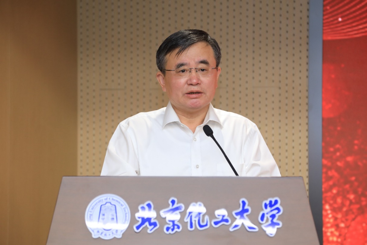 学校2023年新聘任教师专职研究生辅导员培训班开班仪式顺利举行